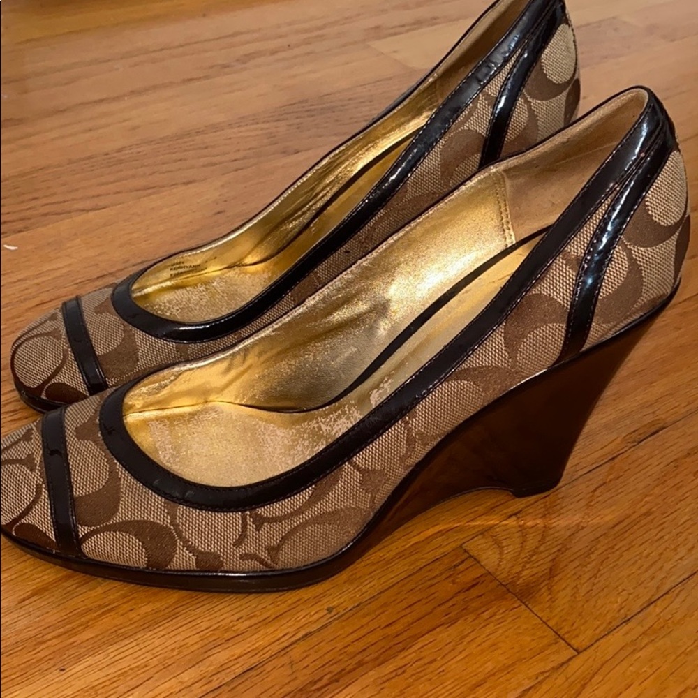 Coach wedges